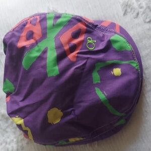 Vintage OP cap from the early 80's excellent shape. Elastic back snap front